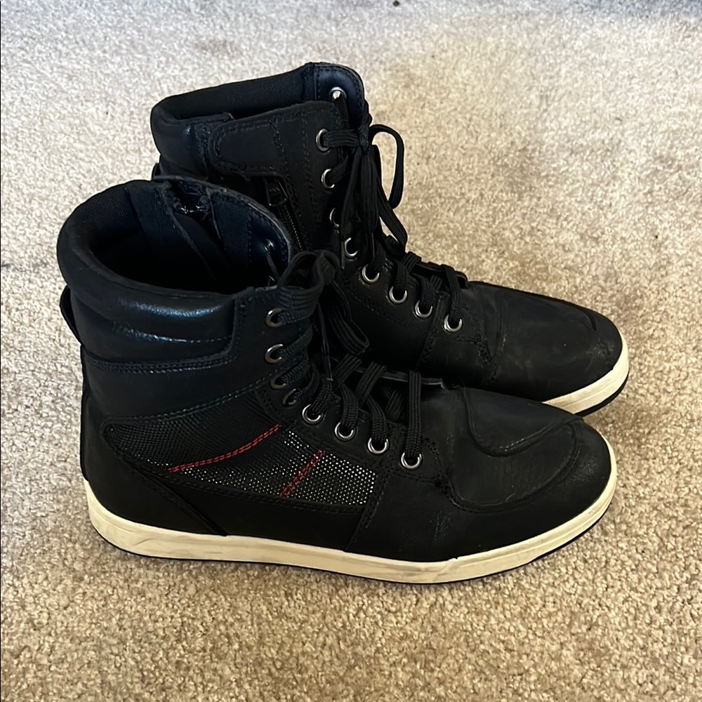 Black High-Top Men's Sneakers